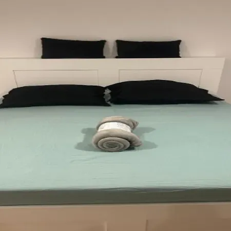 Apartament Apartment Leon Bourgeois